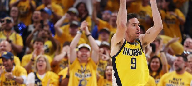 半岛体育体育官网-关于步行者主场负于黄蜂，总比分-平的信息