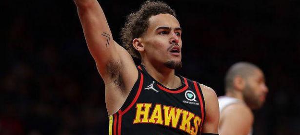 半岛体育体育在线登录-雄鹿再胜老鹰，保持出色状态