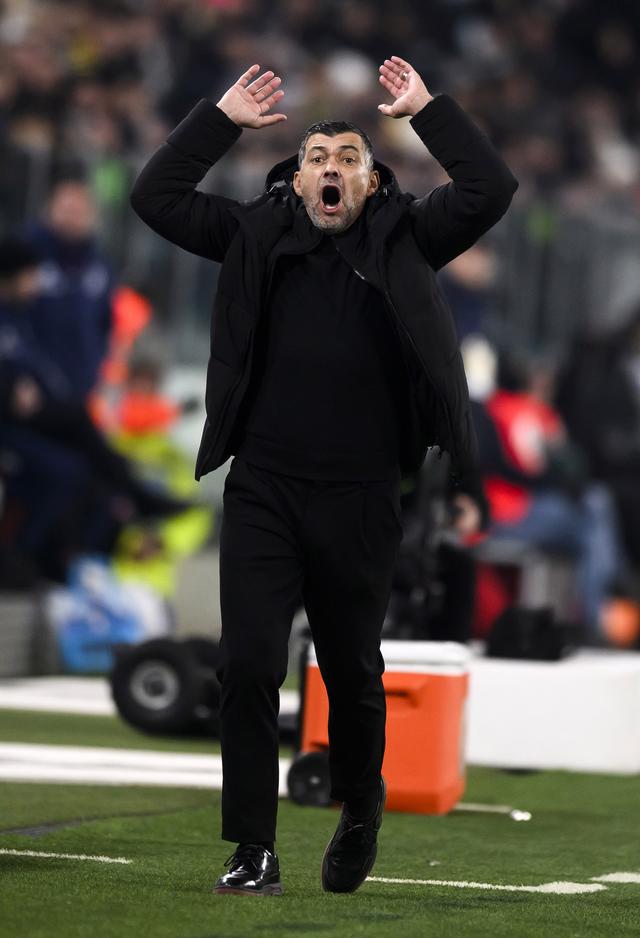 尤文图斯队遭遇困境,苦战到底 尤文图斯队遭遇困境,苦战到底