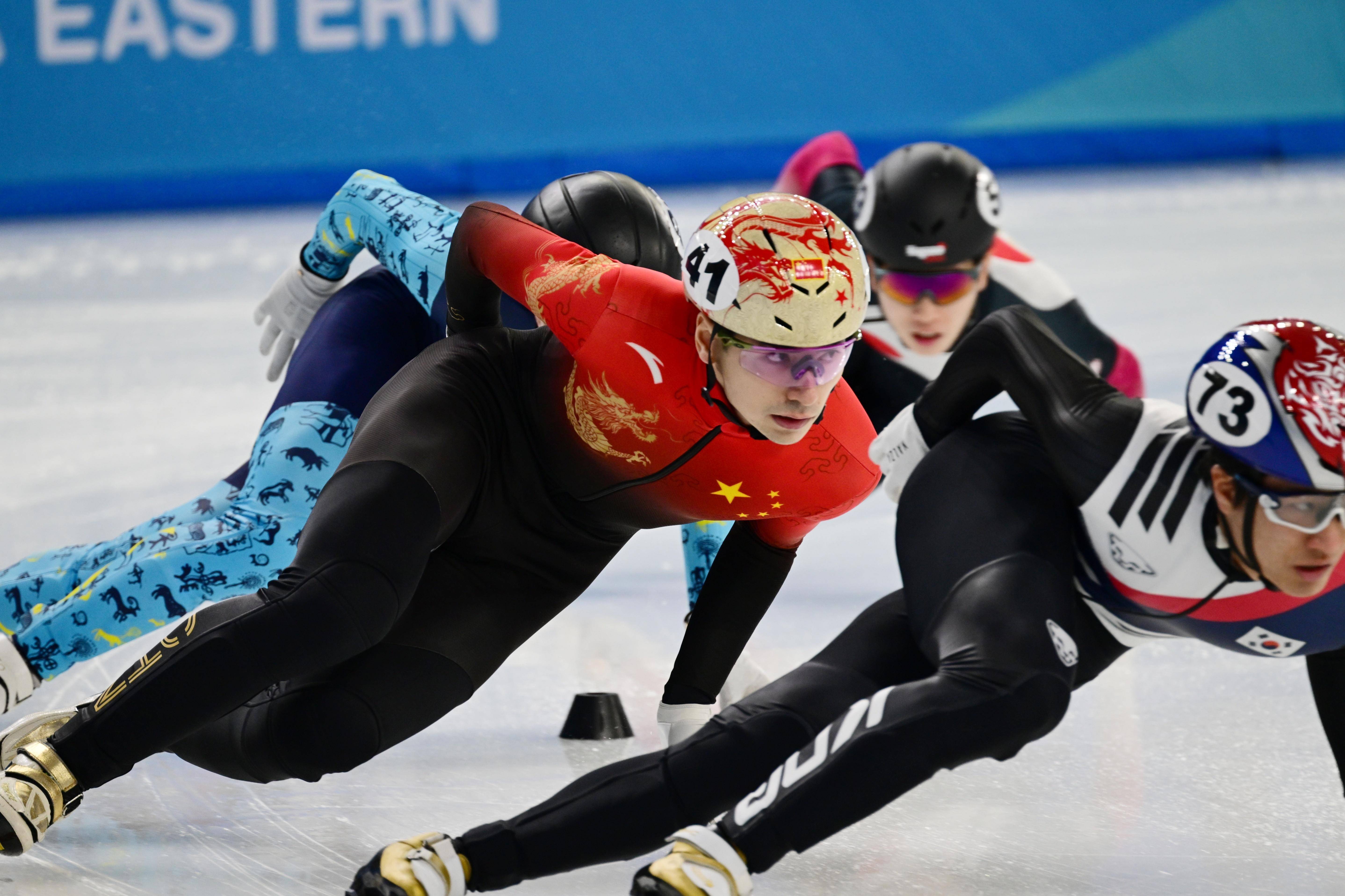 队员配合默契，成功带来胜利