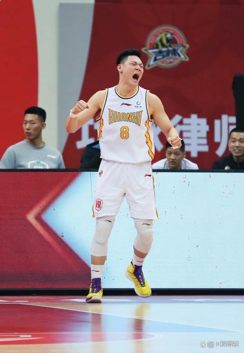 河北男篮在一场激战中取得胜利 河北男篮在一场激战中取得胜利