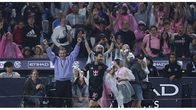 关于梅西梅开二度，帮助球队反超晋级的信息