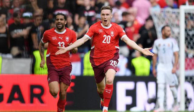 波兰力拒瑞士,卫冕冠军能否守住领先?的简单介绍 波兰力拒瑞士,卫冕冠军能否守住领先?的简单介绍