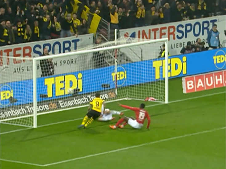 关于多特蒙德客场失利,难堪连败的信息 关于多特蒙德客场失利,难堪连败的信息