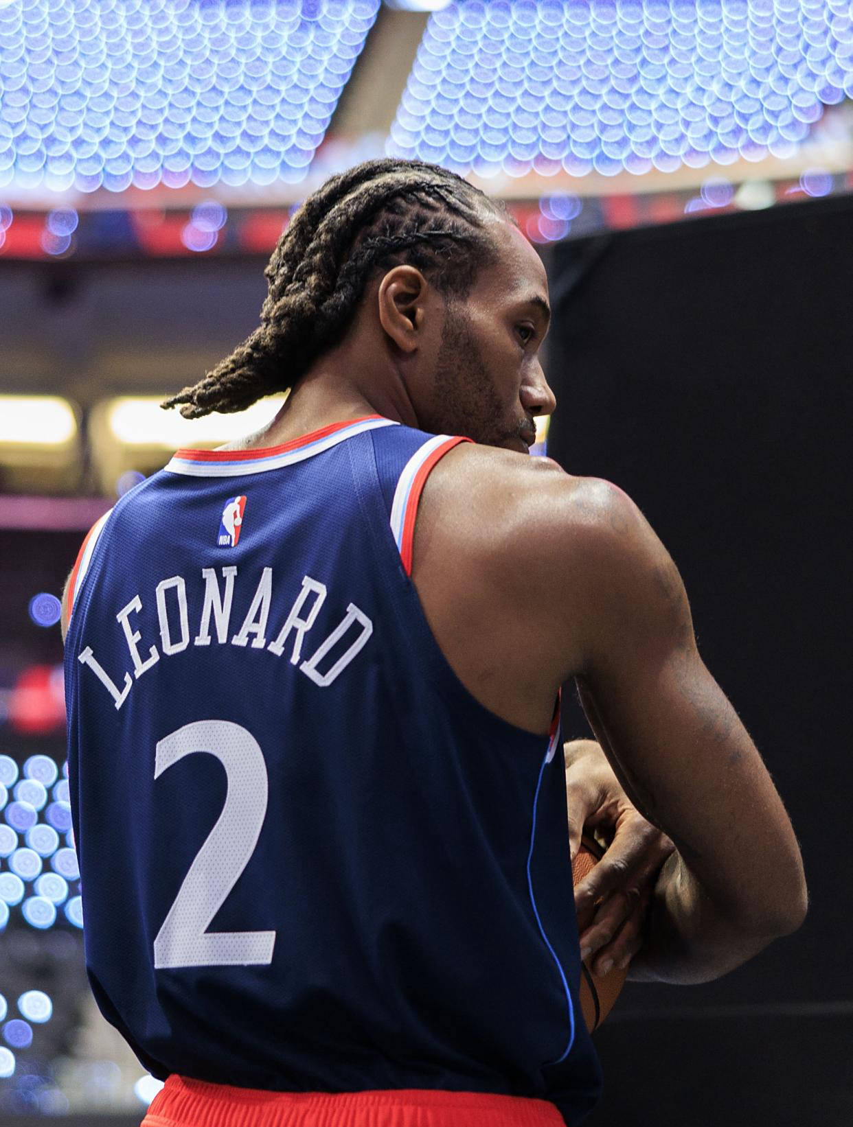 包含快船击败国王：莱昂纳德独得40+擒王的词条