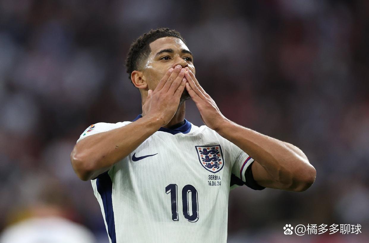 包含荷兰国家队再次晋级欧洲国家联赛半决赛，表现出色的词条