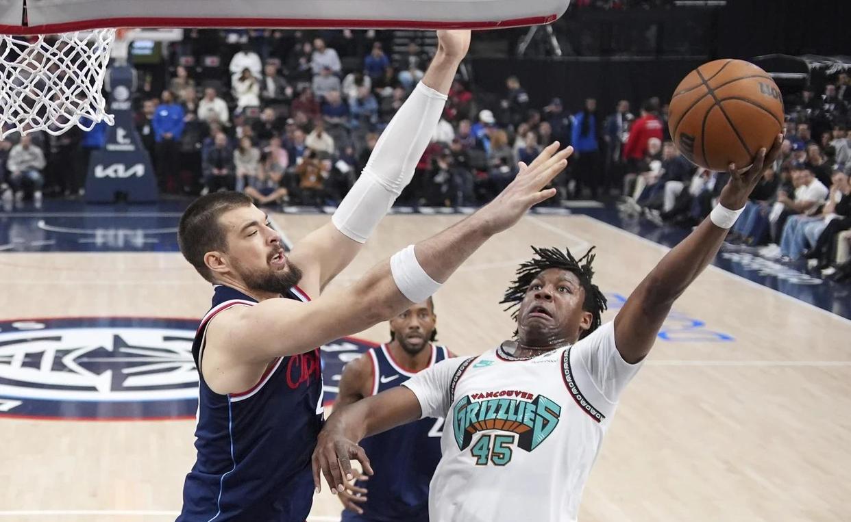 球队新战术效果显著，稳操胜券